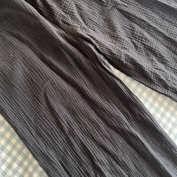 Black cotton gauze long wide leg crinkle cotton pant - Picture 3 of 6